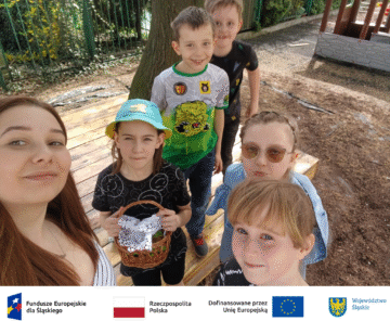 Nauka czytania na świeżym powietrzu